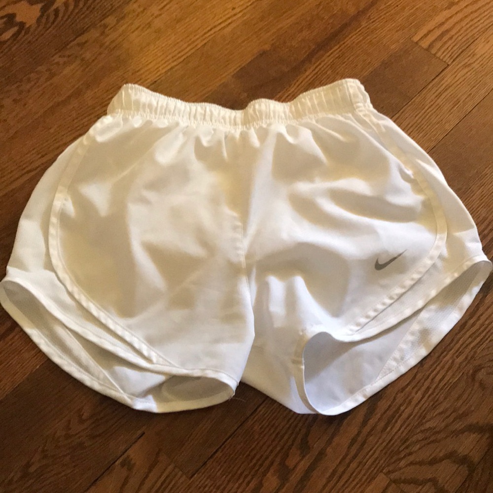 White nike running shorts